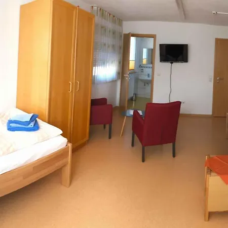 Personalwohnheim Altenpflege Foditsch Vendégház Sankt Johann