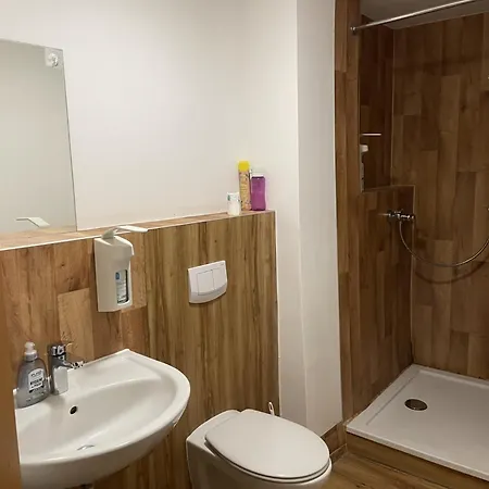 Personalwohnheim Altenpflege Foditsch Vendégház Sankt Johann