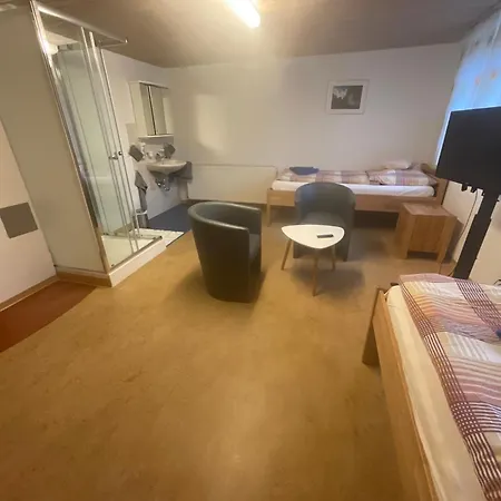 Vendégház Personalwohnheim Altenpflege Foditsch
