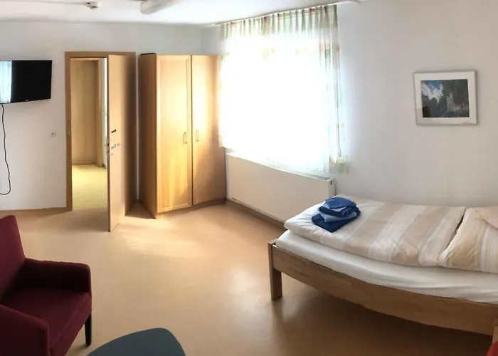 Konukevi Personalwohnheim Altenpflege Foditsch Sankt Johann (Baden-Wurttemberg)